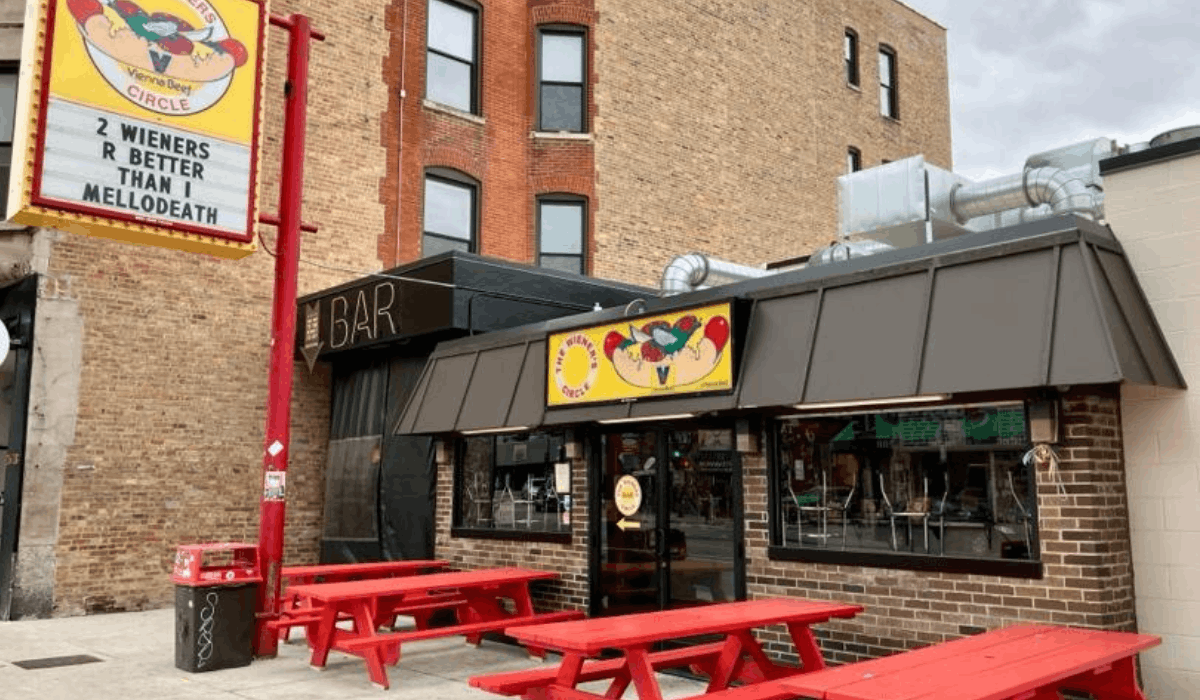 the wieners circle in chicago