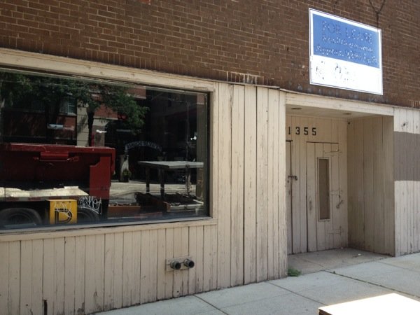  exterior of building that was once Carol’s Speakeasy on 1355 N Wells in Chicago 