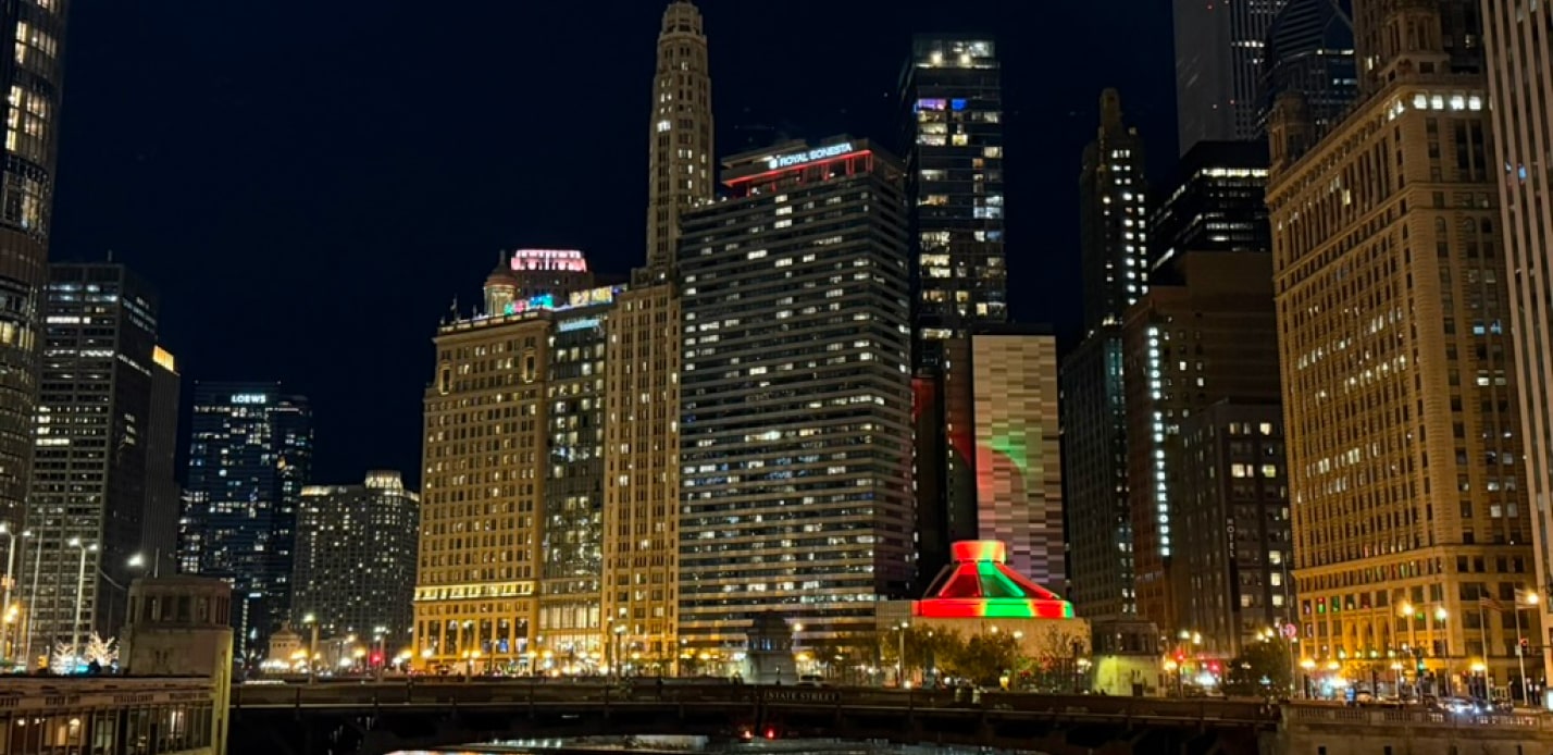 chicago downtown at night